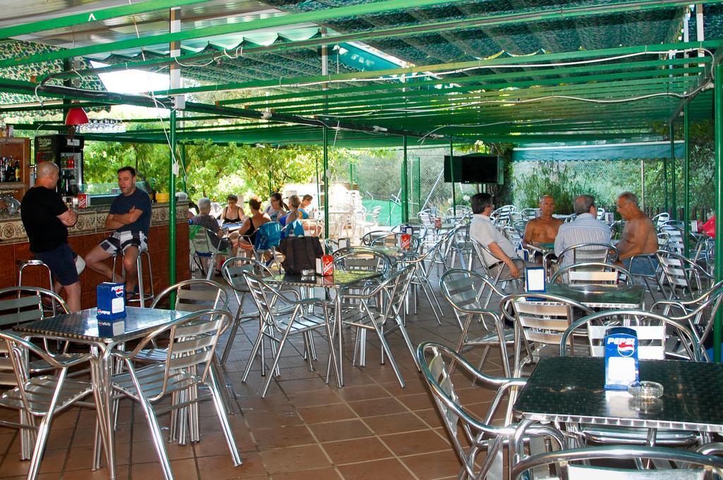 Hostal La Pastora Candeleda Exterior foto