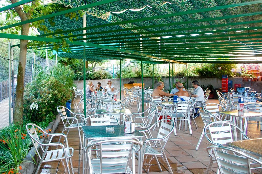 Hostal La Pastora Candeleda Exterior foto
